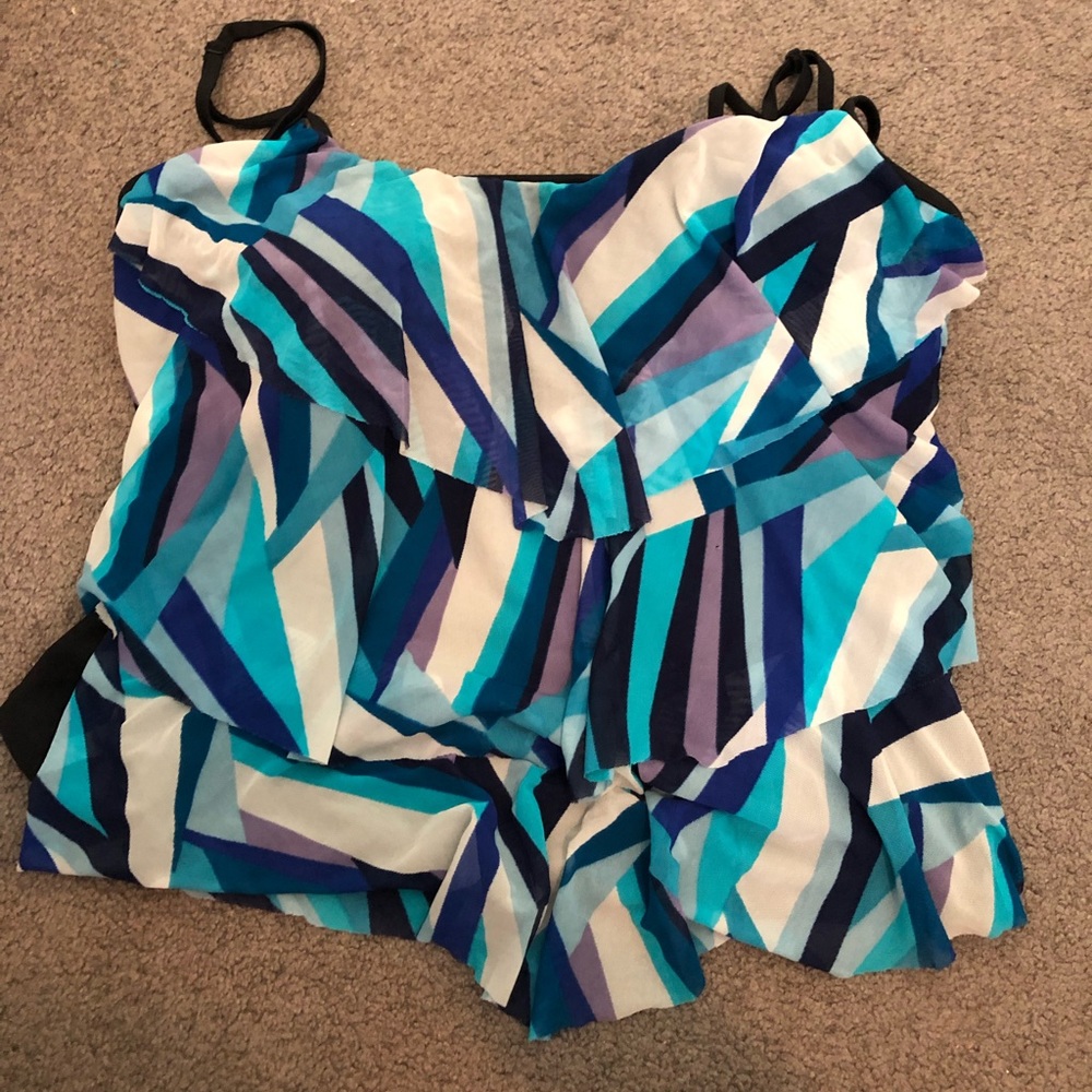 Women’s swim top